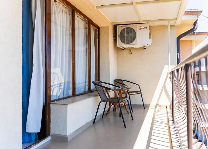 Family House Katerini 3*