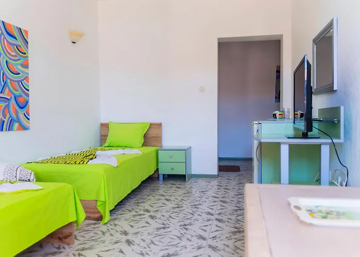 Къща за гости Family House Katerini