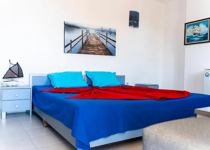 Family House Katerini Къща за гости Несебър