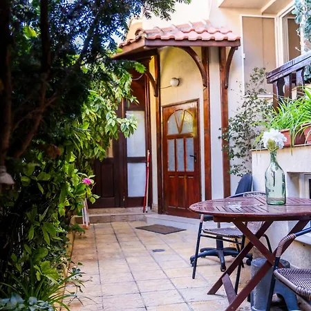 Family House Katerini 게스트하우스 네세부르