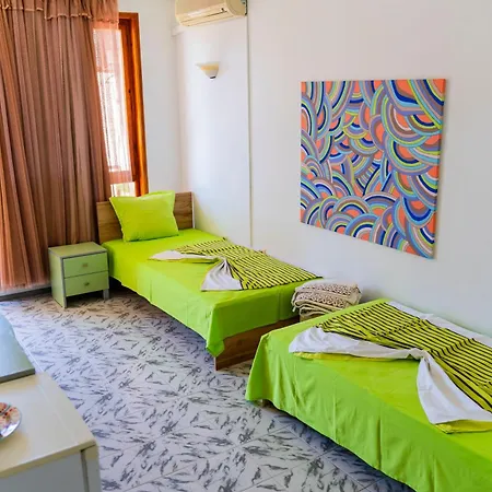 게스트하우스 Family House Katerini 3*