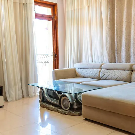 Family House Katerini 게스트하우스