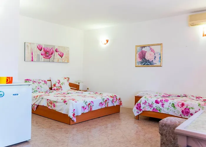 Family House Katerini Къща за гости 3*
